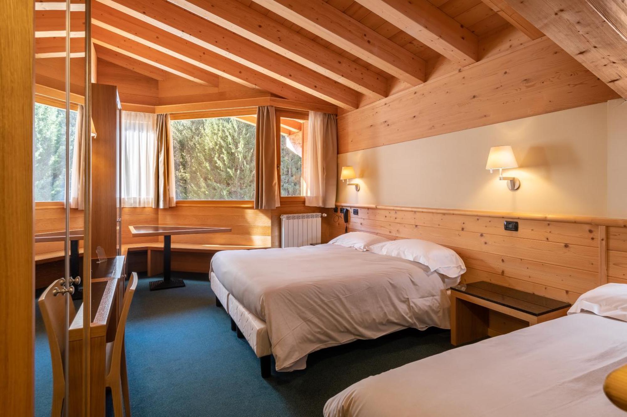 Hotel Garni Pegra Ponte Di Legno Luaran gambar